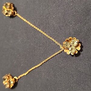 Lustern 3 flower scatter pin / brooch light blue rhinestones